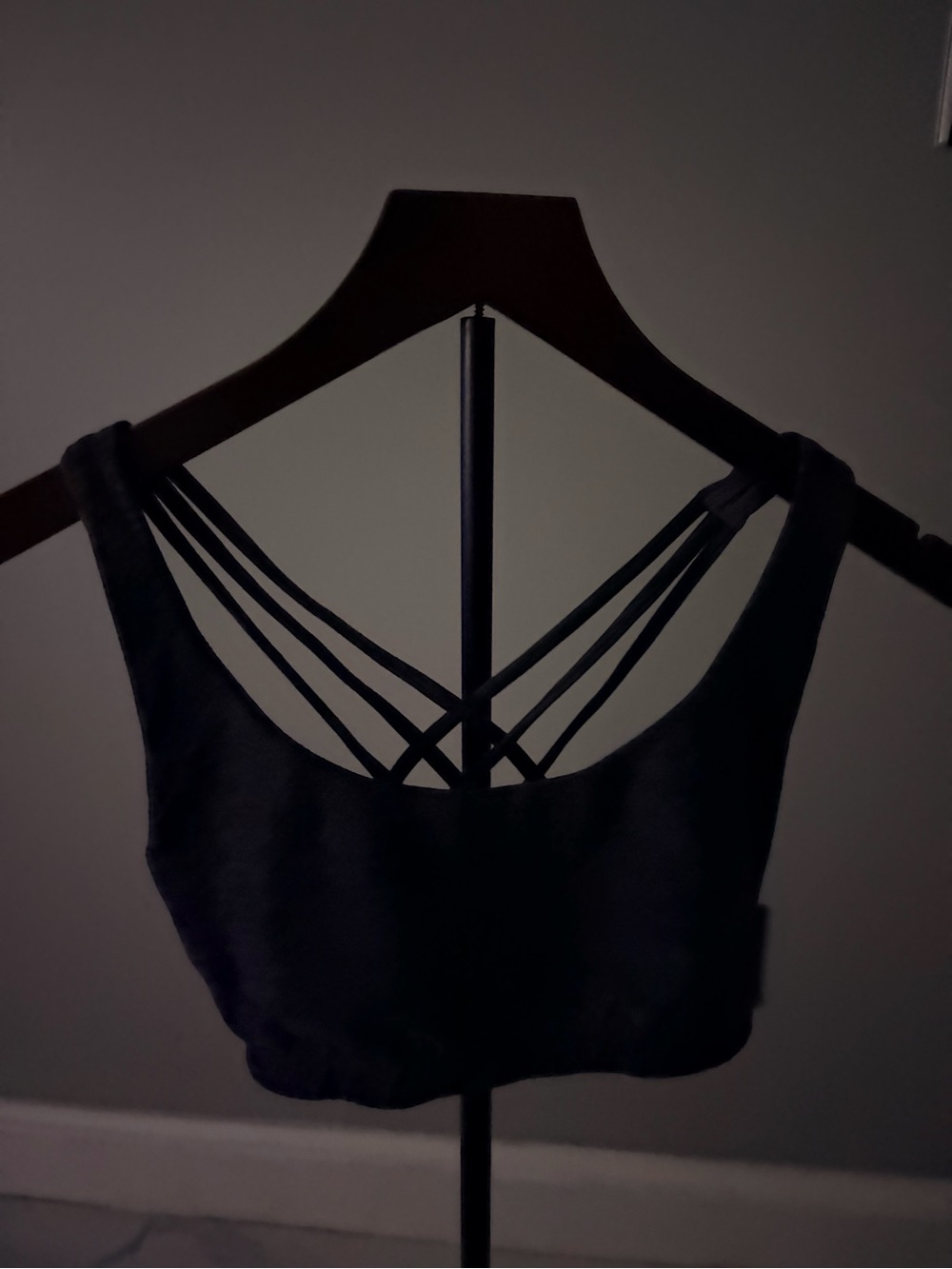 VS Women’s Strappy Back Bralette - Black